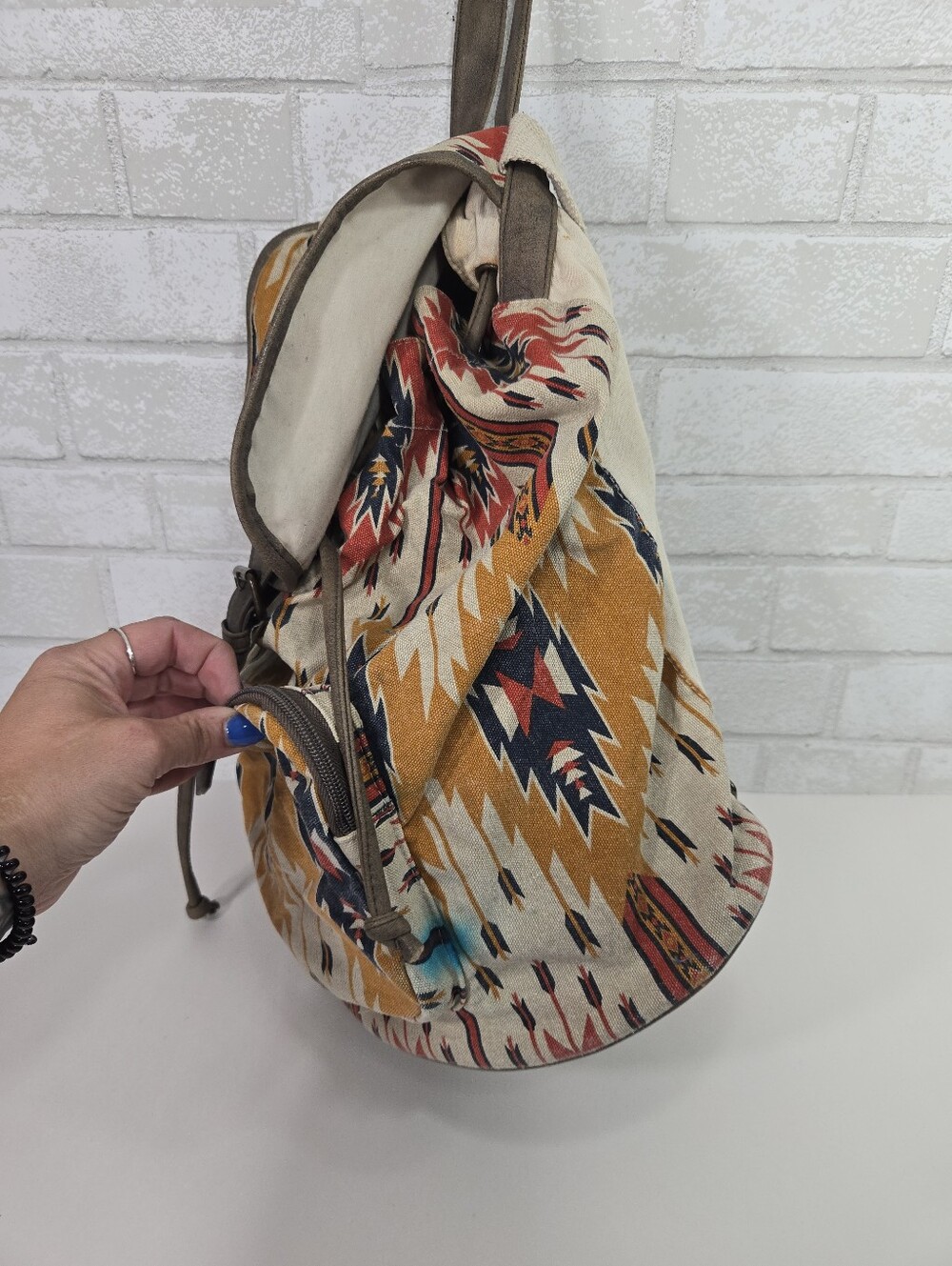 Mossimo‎ Supply Co. backpack - Picture 3 of 13